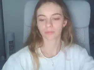 Cam4 Live Sex of AriaYoung