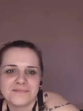 Cam4 Free Porn Cam of TabbyKitten