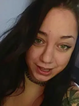 Cam4 Adult Webcam of Luulii_loove