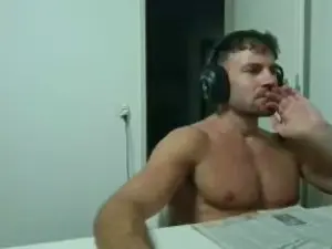 Cam4 Free Live Porn of ALPHA_HUNK