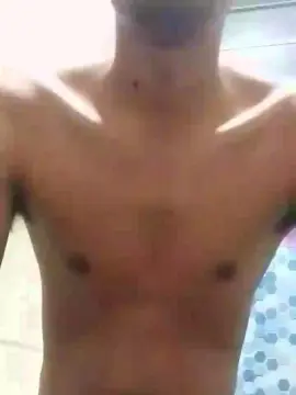 Cam4 Watch Live Sex Cams of MlkPentelhud0