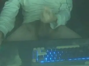 Cam4 Free Porn Cam of kkmk420