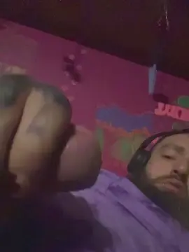Cam4 Free Live Porn of Marrydboi