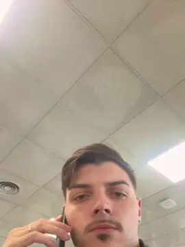 Cam4 Free Porn Cam of ThomasRM98