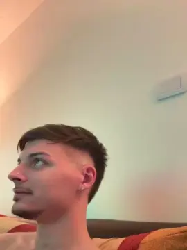Cam4 Free Live Porn of ThomasRM98