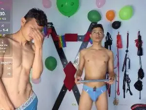 Cam4 Adult Webcams of Yuztin_SlimBoy