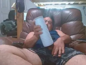 Cam4 Free Porn Cam of HughJanis