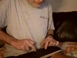 Cam4 Adult Video Chat of oldguynicecock1