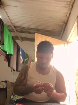 Cam4 Sex Chat of PELAHKWEEDMAN