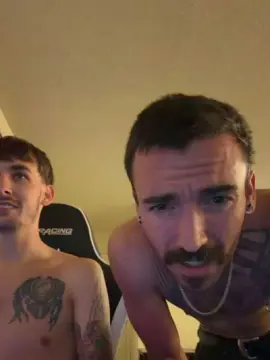 Cam4 Nude Webcam of BigDickJohnny25