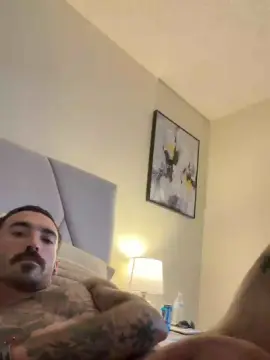 Cam4 Sex Cam of BigDickJohnny25
