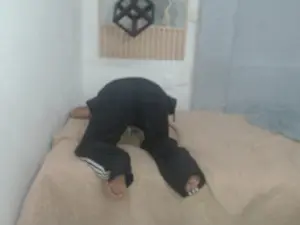 Cam4 Live Sex Cam of Iantwink18