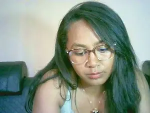 Cam4 Adult Webcam of Yummy_sitraka