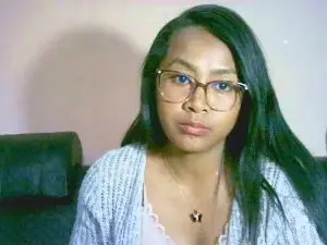 Cam4 Best Webcam of Yummy_sitraka