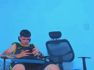 Cam4 Watch Live Sex Cams of max_williamm