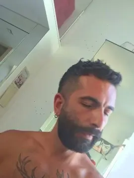 Cam4 Sex Chat of Alessio90italy