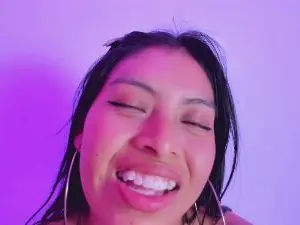 Cam4 Adult Webcams of Chloe_Martini
