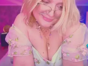 Cam4 Nude Webcam of CoolTatiss