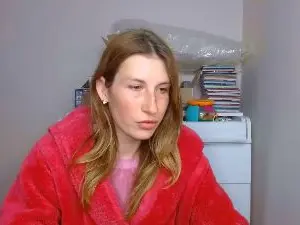 Cam4 Nude Webcam of Evelyn_21_m