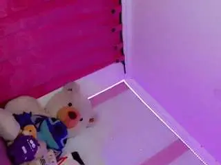 Camsoda Watch Live Sex Cams of shantalldior7