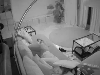 Camsoda Private Sex Chat of voyeurcam-julmodels-living-4