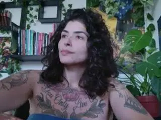 Camsoda Adult Webcams of carolprince
