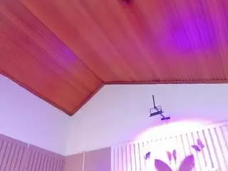 Camsoda Sex Cam of beauty-milf