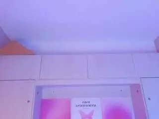 Camsoda Free Porn Cam of miaturnner
