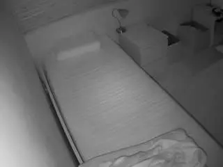 Camsoda Adult Webcam of voyeurcam-julmodels-greybed-1