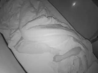 Camsoda Live Sex of voyeurcam-julmodels-greybed-2