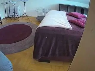 Camsoda Sex Chat of voyeurcam-julmodels-whitebed-6