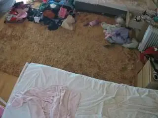 Camsoda Sex Cam of voyeurcam-julmodels-whitebed-5