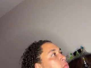 Camsoda Sex Chat of tikisweetz26