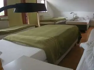 Camsoda Adult Webcam of voyeurcam-julmodels-bed-2