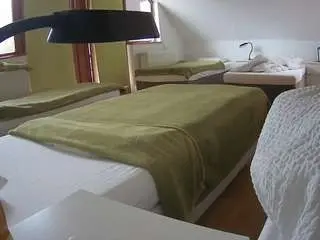 Camsoda Sex Chat of voyeurcam-julmodels-bed-2