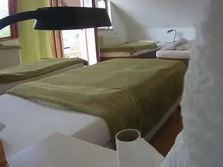 Camsoda Private Sex Chat of voyeurcam-julmodels-bed-2
