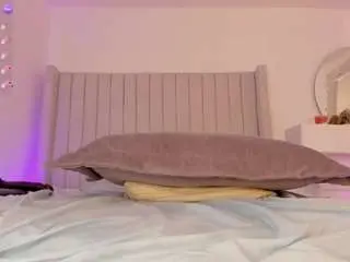 Camsoda Sex Cam of shelynna-azzul