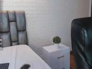 Camsoda Best live sex cam show of carolinne-miller