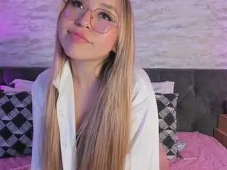 Camsoda Adult Webcam of rachel-quenby