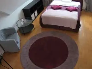 Camsoda Sex Cam of voyeurcam-julmodels-whitebed-1