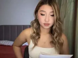 Camsoda Nude Webcam of selenesmithheart