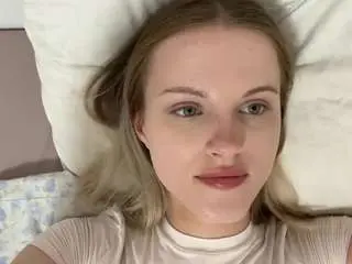 Camsoda Nude Webcam of denissetinnin