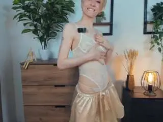 Camsoda Nude Webcam of elenoramowatt