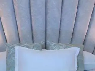 Camsoda Free Porn Cam of laylaa-breezee