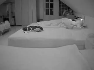 Camsoda Best live sex cam show of voyeurcam-julmodels-bed-3