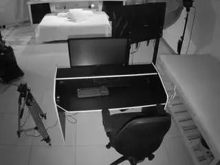Camsoda Private Sex Chat of voyeurcam-jb-photo-studio