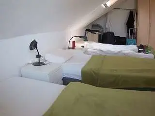 Camsoda Adult Webcam of voyeurcam-julmodels-bed-4
