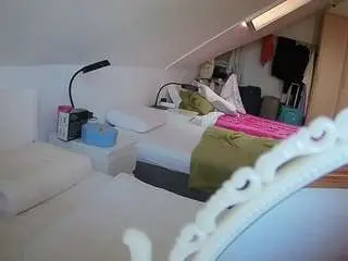 Camsoda Best live sex cam show of voyeurcam-julmodels-bed-4