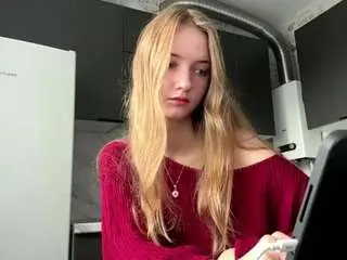 Camsoda Nude Webcam of rebbecabezak