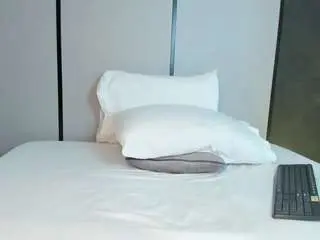 Camsoda Sex Cam of sophia-solerr